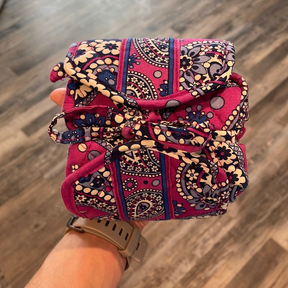 Travel jewelry organizer